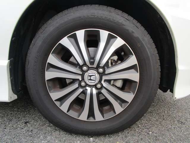 ホンダ フリードスパイク １．５ Ｇ エアロ H27年 (中国) 99