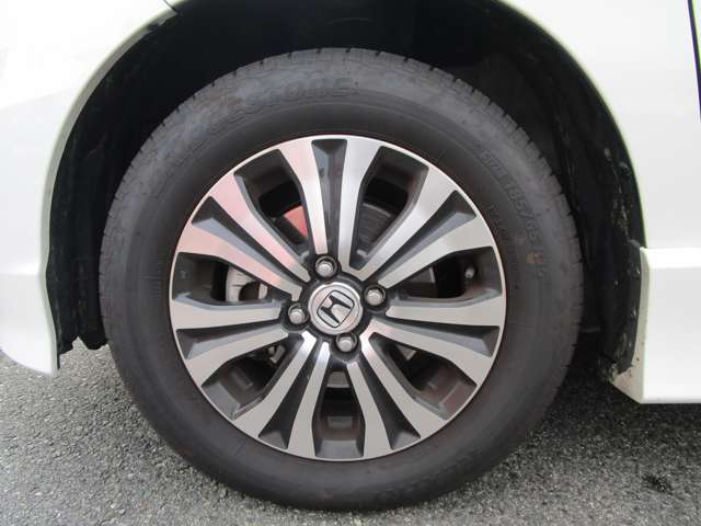 ホンダ フリードスパイク １．５ Ｇ エアロ H27年 (中国) 99