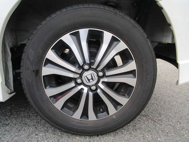 ホンダ フリードスパイク １．５ Ｇ エアロ H27年 (中国) 99