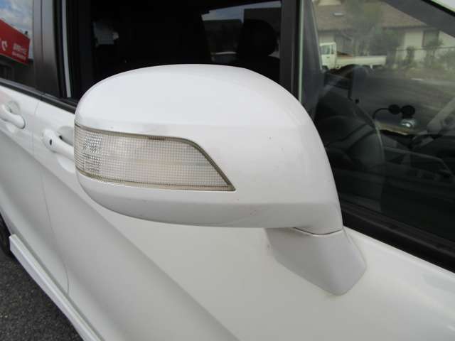 ホンダ フリードスパイク １．５ Ｇ エアロ H27年 (中国) 99