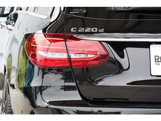 メルセデスベンツ Ｃクラスワゴン Ｃ２２０Ｄ ローレウス エディション スポーツプラスパッケージ ディーゼルターボ R2年 (近畿) 99