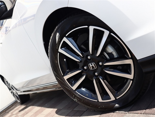 ホンダ フィット １．５ ＲＳ R5年 (関東) 99