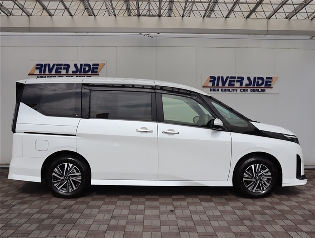 日産 セレナ ２．０ ハイウェイスターＶ Ｖセレクション R6年 (関東) 99