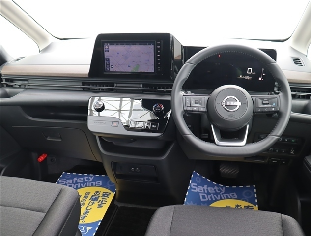 日産 セレナ ２．０ ハイウェイスターＶ Ｖセレクション R6年 (関東) 99