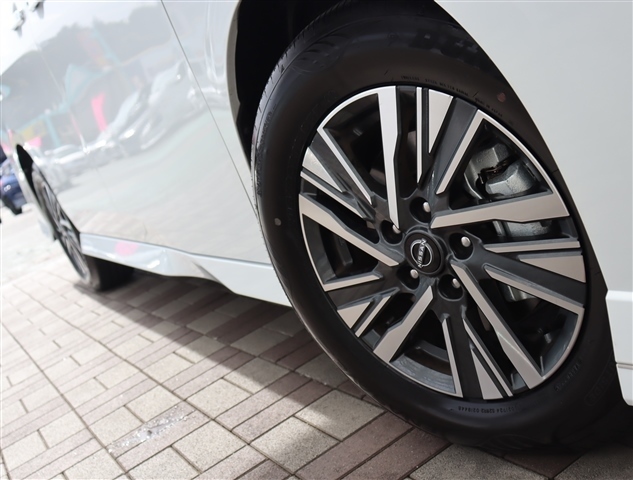 日産 セレナ ２．０ ハイウェイスターＶ Ｖセレクション R6年 (関東) 99