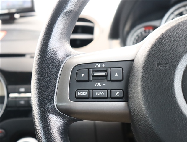 マツダ デミオ １．３ １３Ｃ－Ｖ H23年 (関東) 99