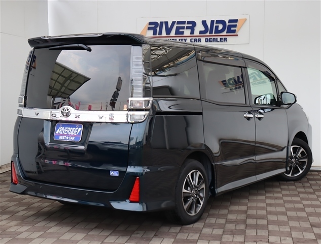 トヨタ ヴォクシー ２．０ ＺＳ 煌ＩＩＩ R3年 (関東) 99