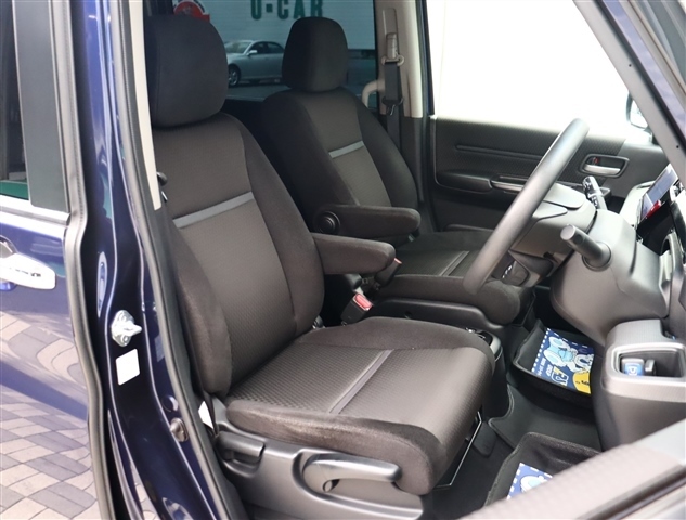 ホンダ ステップワゴン　ハイブリッド ２．０ スパーダ ハイブリッド Ｂ H30年 (関東) 99