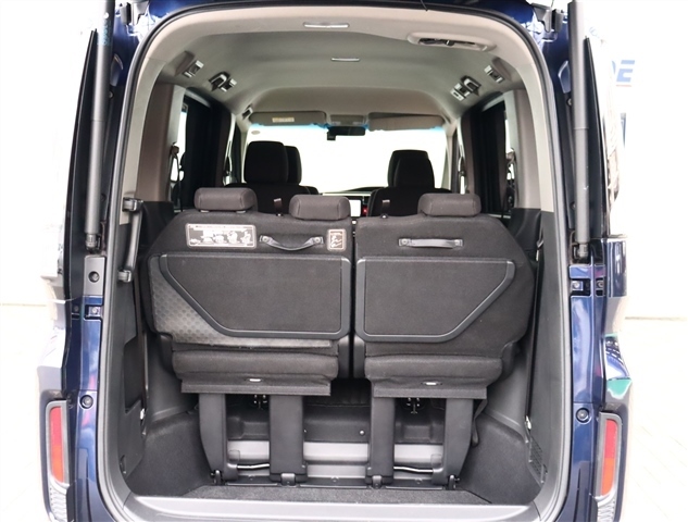 ホンダ ステップワゴン　ハイブリッド ２．０ スパーダ ハイブリッド Ｂ H30年 (関東) 99