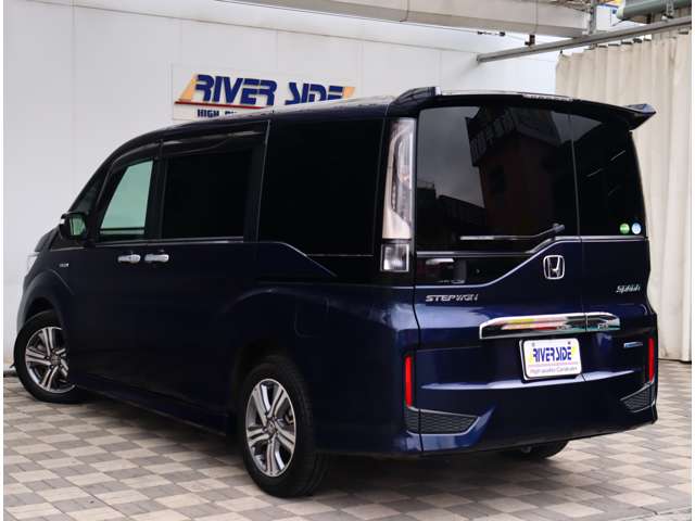ホンダ ステップワゴン　ハイブリッド ２．０ スパーダ ハイブリッド Ｂ H30年 (関東) 99