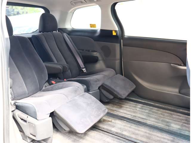 トヨタ エスティマ ２．４ アエラス Ｇエディション H23年 (関東) 99