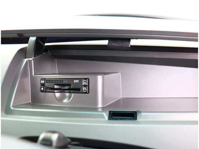 トヨタ エスティマ ２．４ アエラス Ｇエディション H23年 (関東) 99