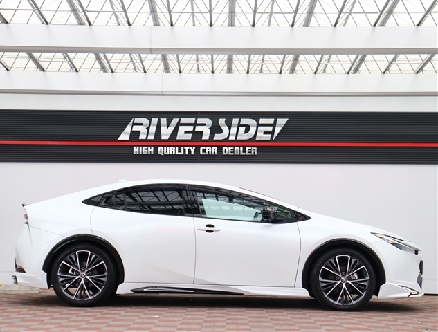 トヨタ プリウス ２．０ Ｚ R5年 (関東) 99