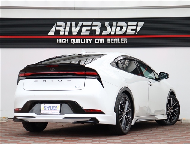 トヨタ プリウス ２．０ Ｚ R5年 (関東) 99