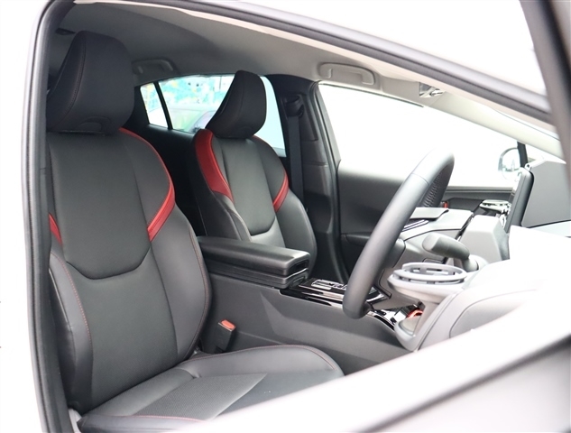 トヨタ プリウス ２．０ Ｚ R5年 (関東) 99