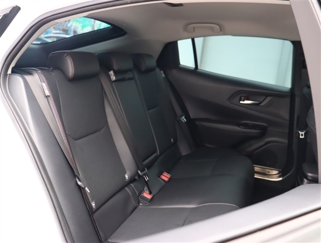 トヨタ プリウス ２．０ Ｚ R5年 (関東) 99