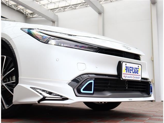 トヨタ プリウス ２．０ Ｚ R5年 (関東) 99