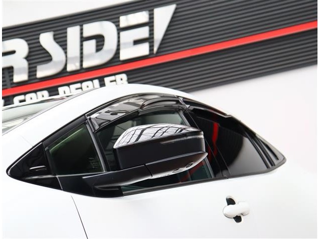 トヨタ プリウス ２．０ Ｚ R5年 (関東) 99