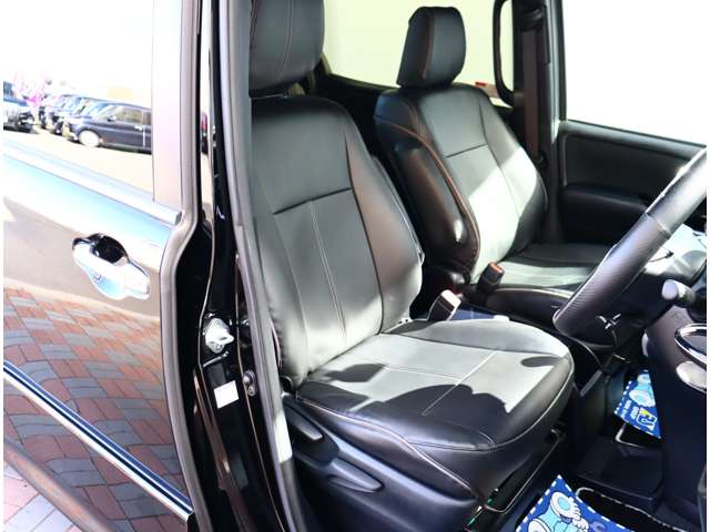 トヨタ ヴォクシー ２．０ ＺＳ 煌ＩＩ R1年 (関東) 99