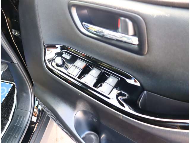 トヨタ ヴォクシー ２．０ ＺＳ 煌ＩＩ R1年 (関東) 99