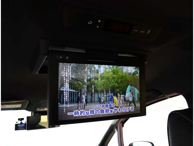 トヨタ ヴォクシー ２．０ ＺＳ 煌ＩＩ R1年 (関東) 99