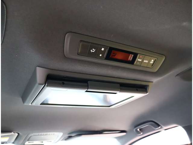 トヨタ ヴォクシー ２．０ ＺＳ 煌ＩＩ R1年 (関東) 99