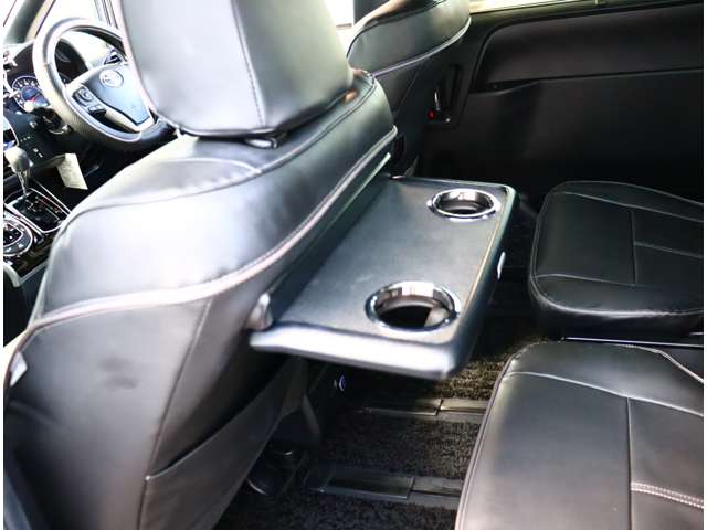 トヨタ ヴォクシー ２．０ ＺＳ 煌ＩＩ R1年 (関東) 99