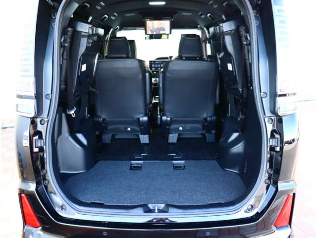 トヨタ ヴォクシー ２．０ ＺＳ 煌ＩＩ R1年 (関東) 99