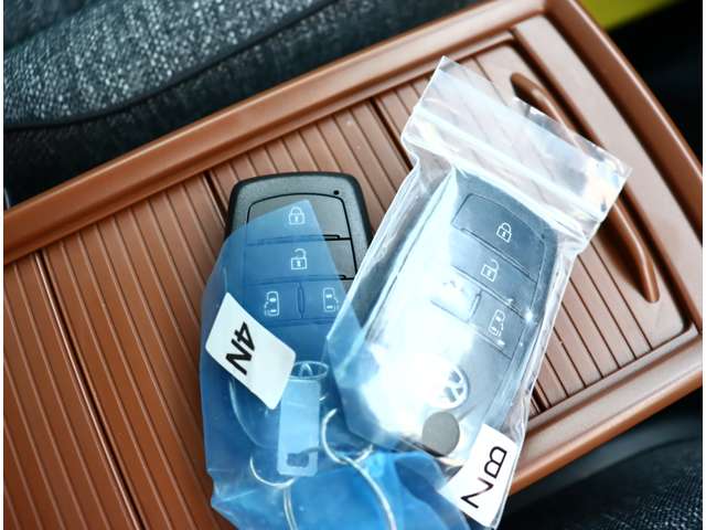 トヨタ シエンタ　ハイブリッド ハイブリッド １．５ Ｚ R4年 (関東) 99