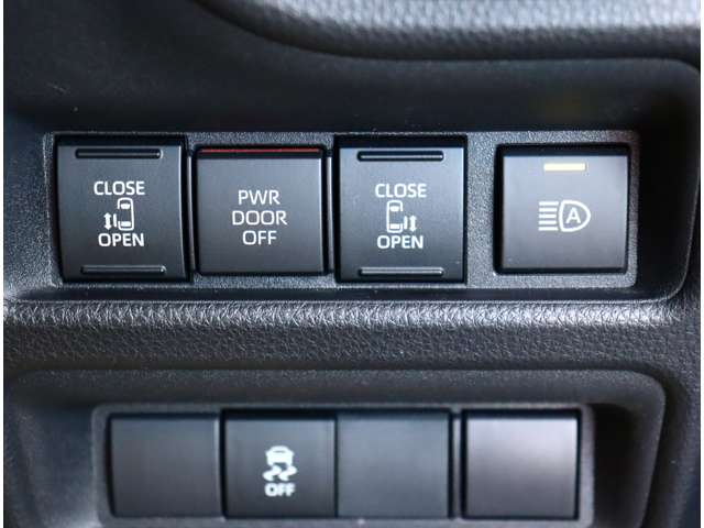 トヨタ シエンタ　ハイブリッド ハイブリッド １．５ Ｚ R4年 (関東) 99