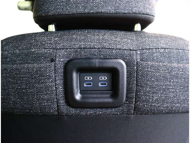 トヨタ シエンタ　ハイブリッド ハイブリッド １．５ Ｚ R4年 (関東) 99