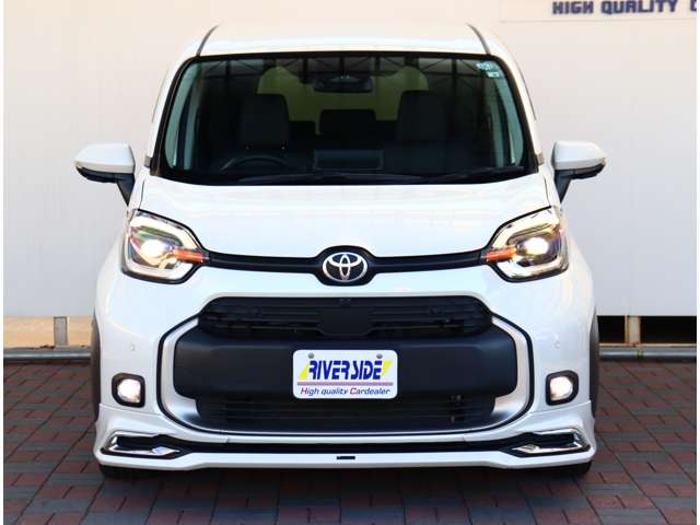 トヨタ シエンタ　ハイブリッド ハイブリッド １．５ Ｚ R4年 (関東) 99