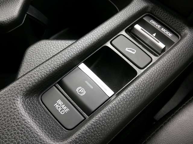 ホンダ ヴェゼル １．５ Ｅ：ＨＥＶ Ｚ R3年 (関東) 99