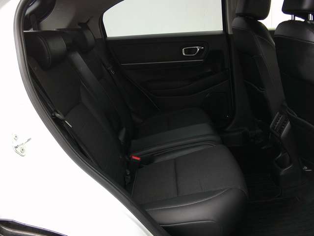 ホンダ ヴェゼル １．５ Ｅ：ＨＥＶ Ｚ R3年 (関東) 99