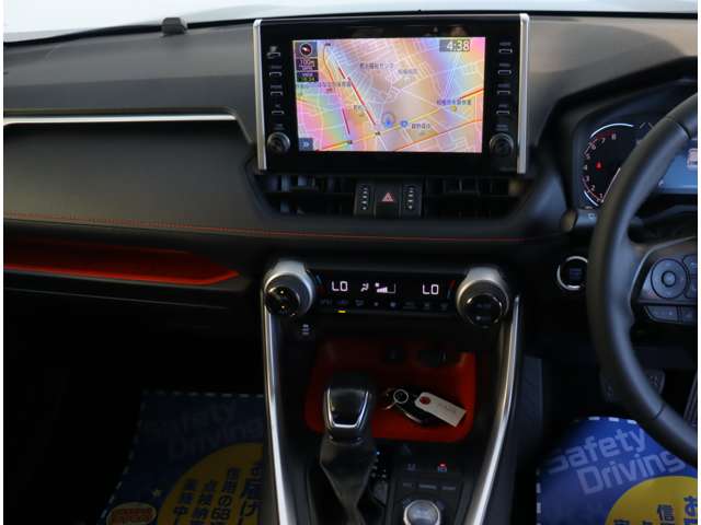 トヨタ ＲＡＶ４ ２．０ アドベンチャー ４ＷＤ R3年 (関東) 99