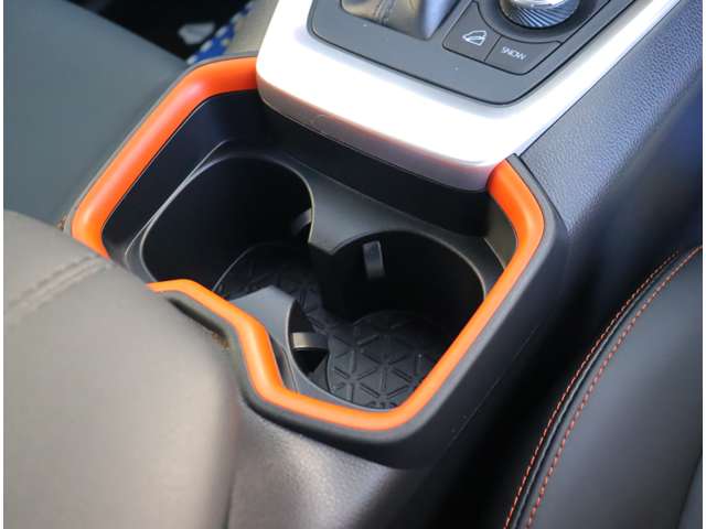 トヨタ ＲＡＶ４ ２．０ アドベンチャー ４ＷＤ R3年 (関東) 99