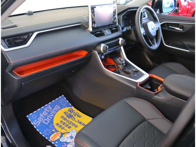 トヨタ ＲＡＶ４ ２．０ アドベンチャー ４ＷＤ R3年 (関東) 99