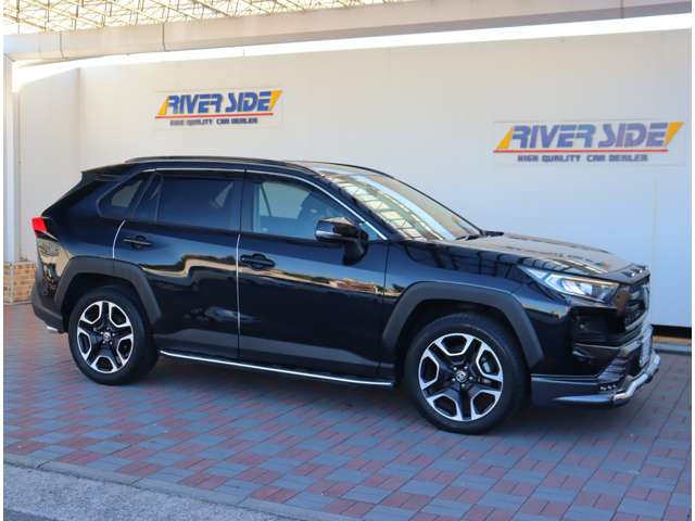 トヨタ ＲＡＶ４ ２．０ アドベンチャー ４ＷＤ R3年 (関東) 99