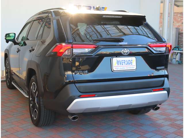 トヨタ ＲＡＶ４ ２．０ アドベンチャー ４ＷＤ R3年 (関東) 99
