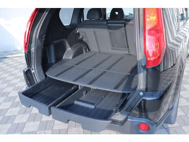 日産 エクストレイル ２．０ ２０ＸＴ ４ＷＤ H21年 (関東) 99