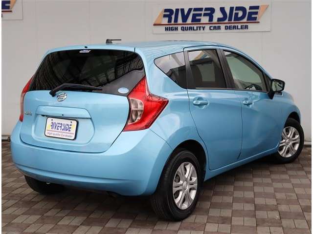 日産 ノート １．２ Ｘ ＦＯＵＲ ４ＷＤ H27年 (関東) 99