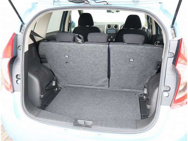 日産 ノート １．２ Ｘ ＦＯＵＲ ４ＷＤ H27年 (関東) 99