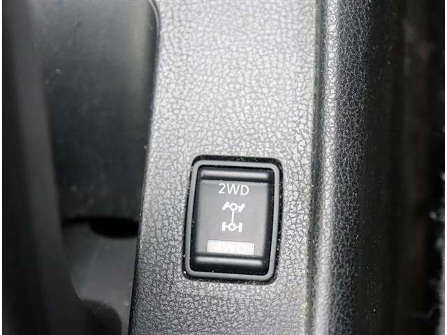 日産 ノート １．２ Ｘ ＦＯＵＲ ４ＷＤ H27年 (関東) 99