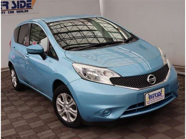 日産 ノート １．２ Ｘ ＦＯＵＲ ４ＷＤ H27年 (関東) 99