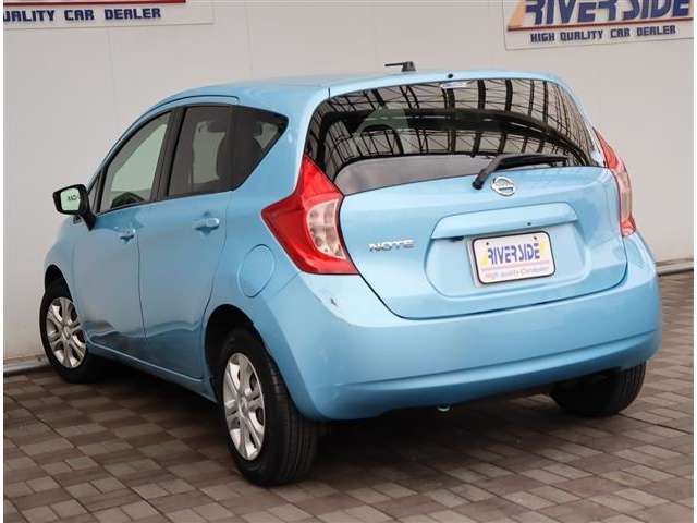 日産 ノート １．２ Ｘ ＦＯＵＲ ４ＷＤ H27年 (関東) 99