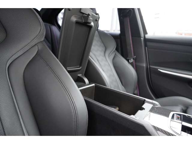 ＢＭＷ Ｍ３　セダン コンペティション R3年 (近畿) 99