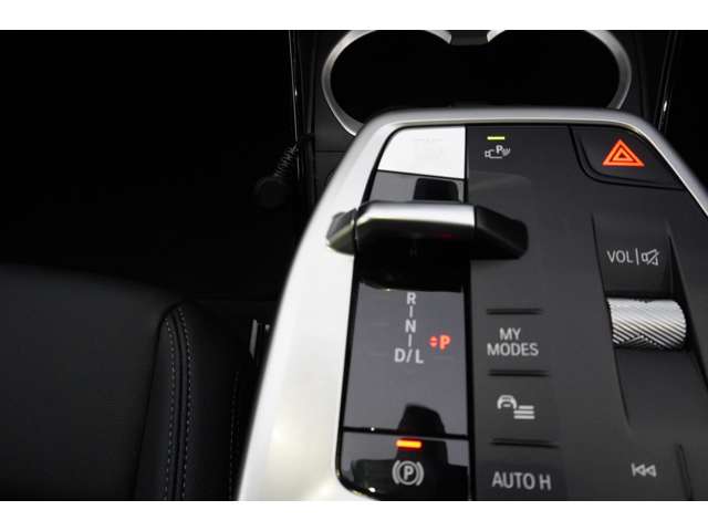 ＢＭＷ Ｘ１ Ｘドライブ２０Ｉ Ｘライン ＤＣＴ ４ＷＤ R5年 (近畿) 99