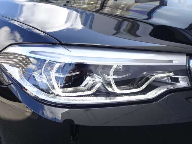 ＢＭＷ ５シリーズ ５３０ｉ　Ｍスポーツ R1年 (近畿) 99