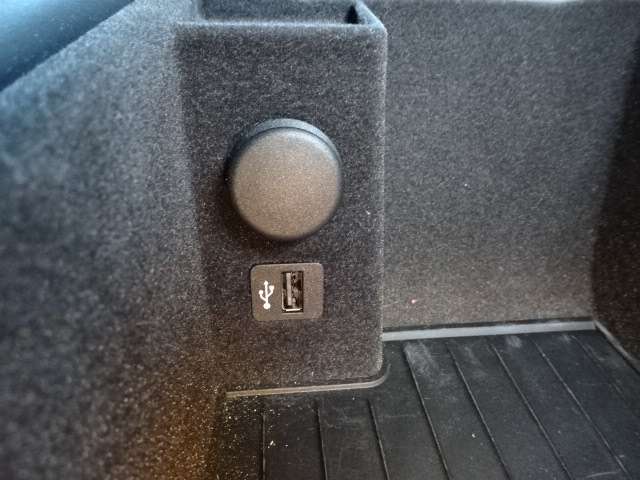 ＢＭＷ ５シリーズ ５３０ｉ　Ｍスポーツ R1年 (近畿) 99