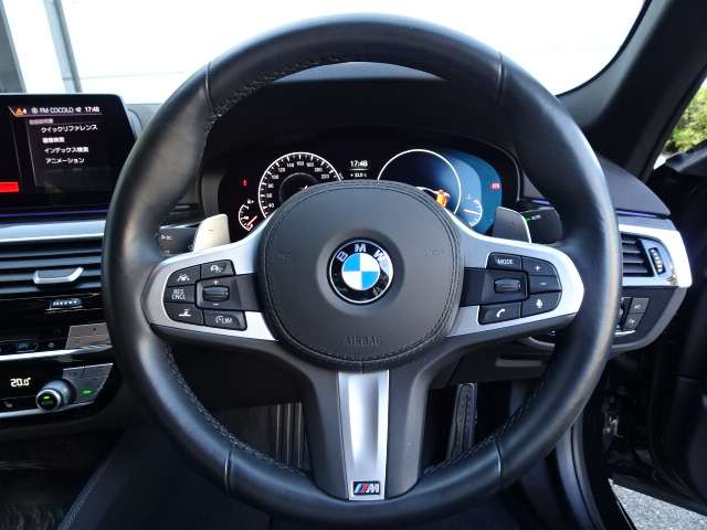 ＢＭＷ ５シリーズ ５３０ｉ　Ｍスポーツ R1年 (近畿) 99